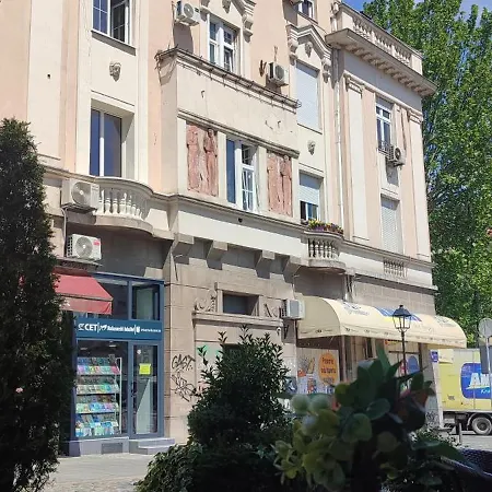 Boem Skadarlija Parking Apartment