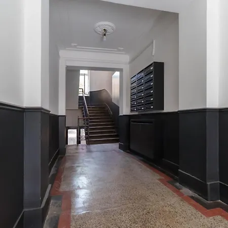 Boem Skadarlija Parking Belgrado