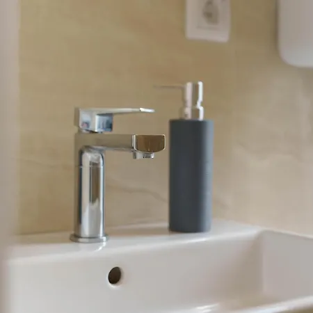 Boem Skadarlija Parking * 베오그라드