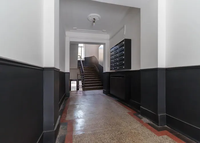 Boem Skadarlija Parking ベオグラード