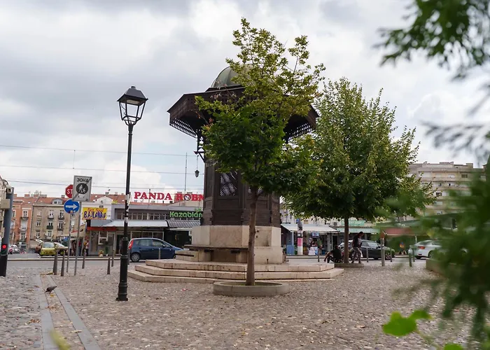 Boem Skadarlija Parking アパート